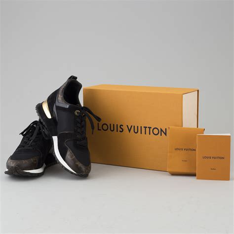 louis vuitton skor dam|louis vuitton sneakers new collection.